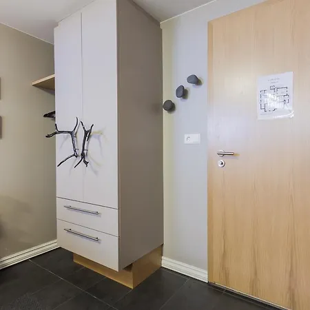 Smaragata Guest house